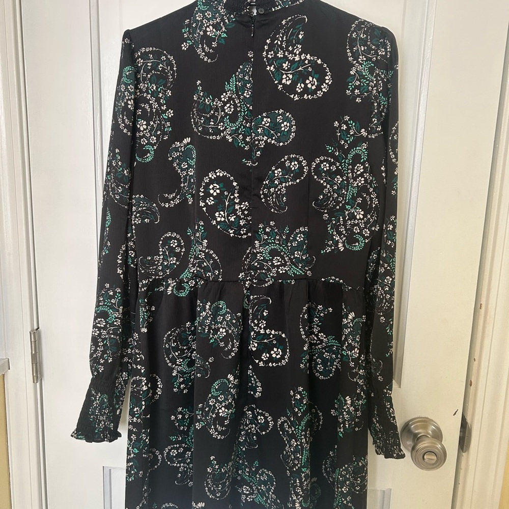 Elegant Black and Green Paisley Dress